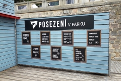 posezeni-v-parku